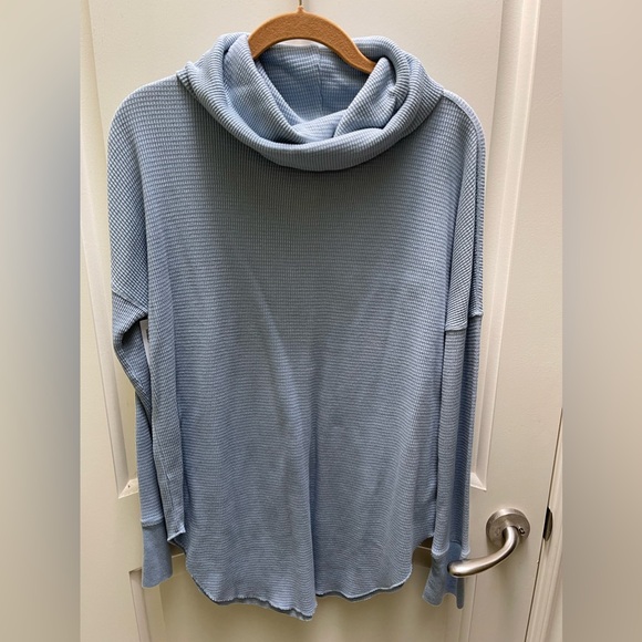 NWT Artizia top! - Picture 1 of 4